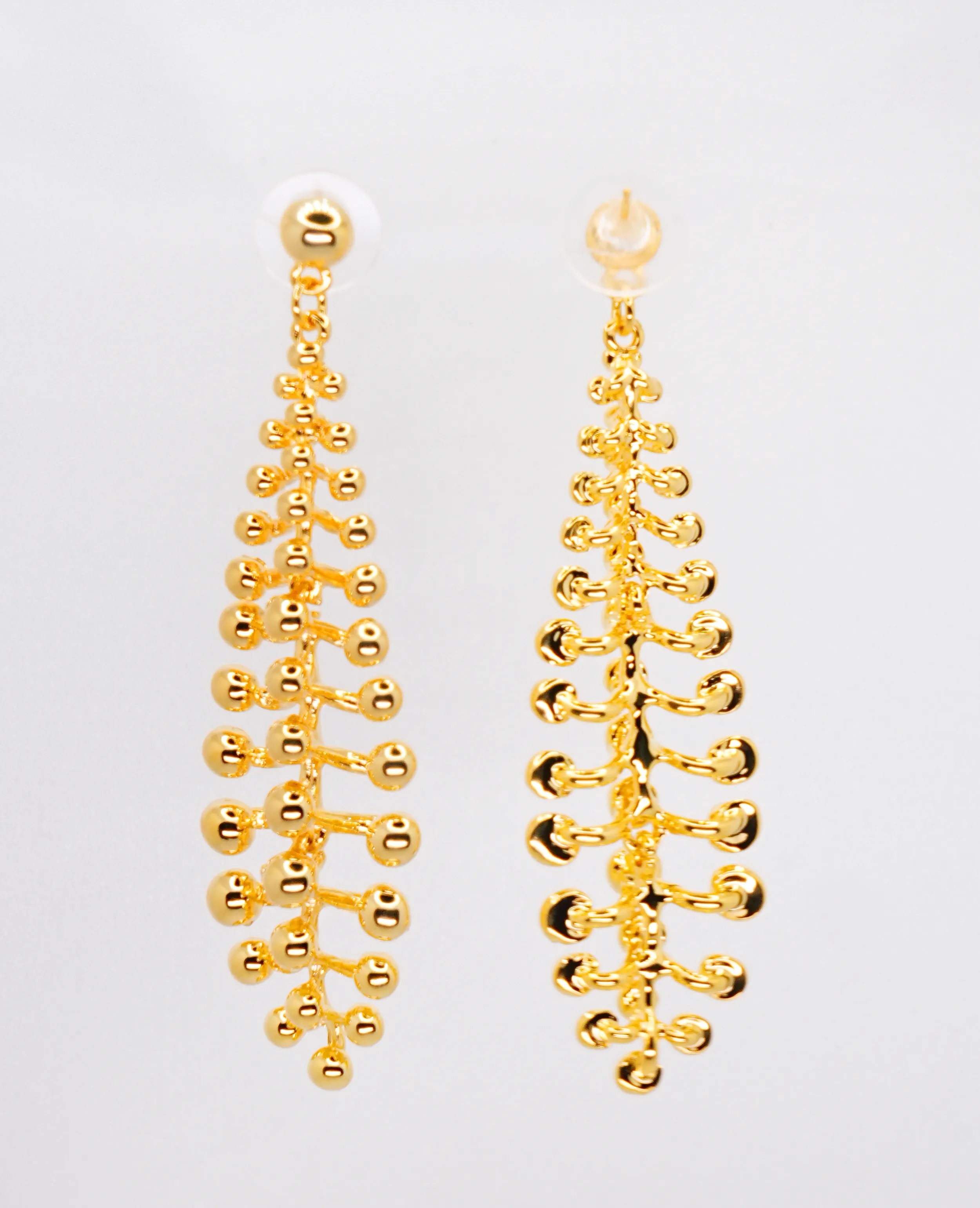 Golden Drop Earrings - Classic Elegance