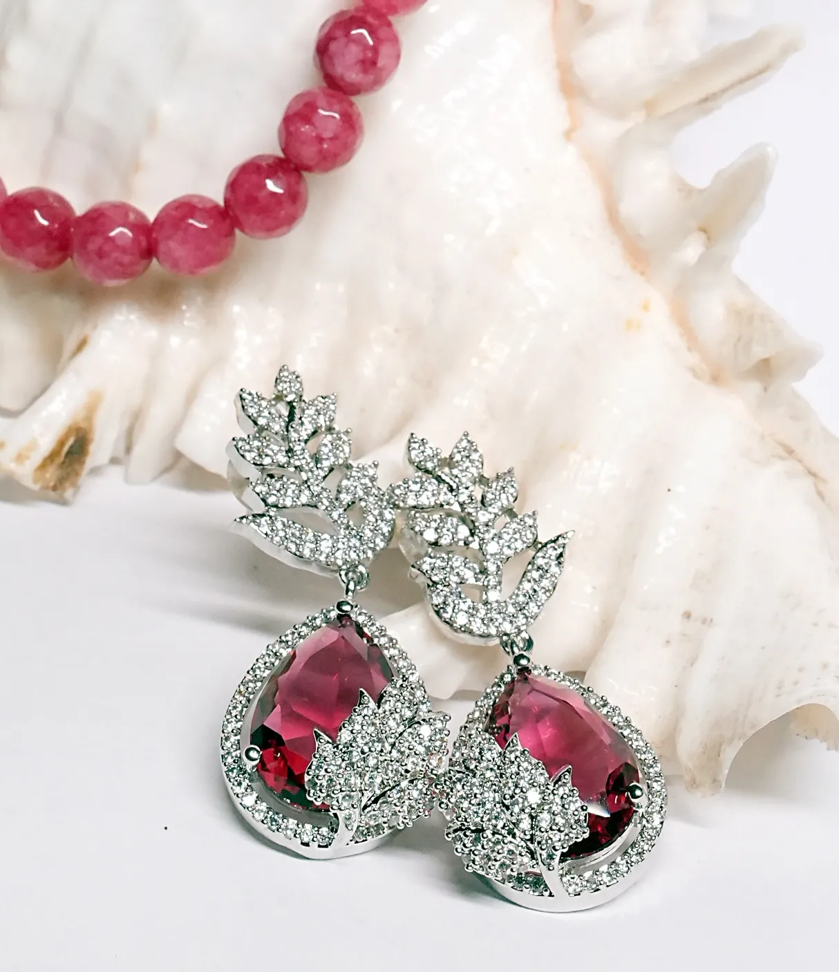 Emerald AD Earrings – For the Refreshing and Regal