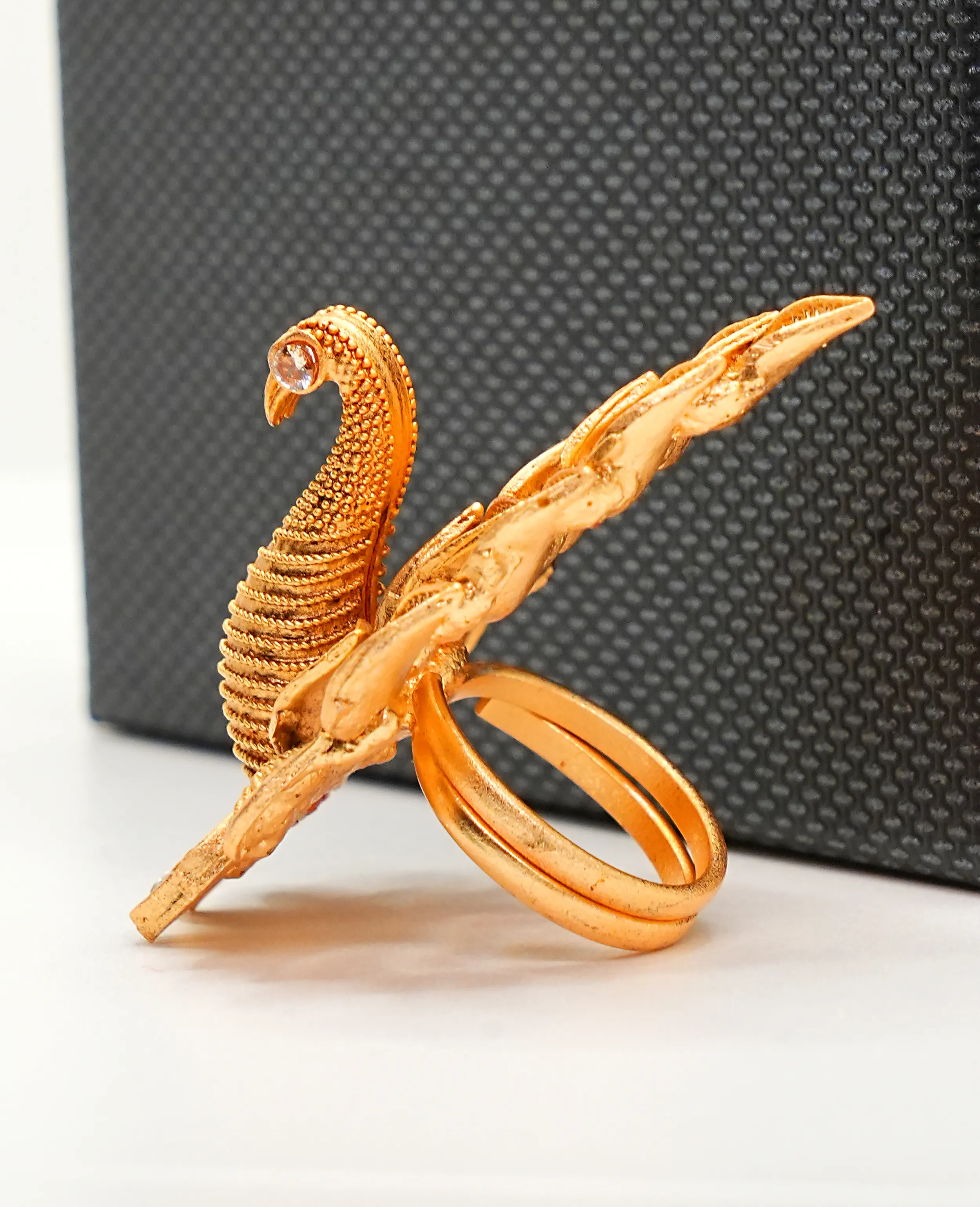 Gram Peacock-Inspired Finger Ring - 18K Gold Plated 