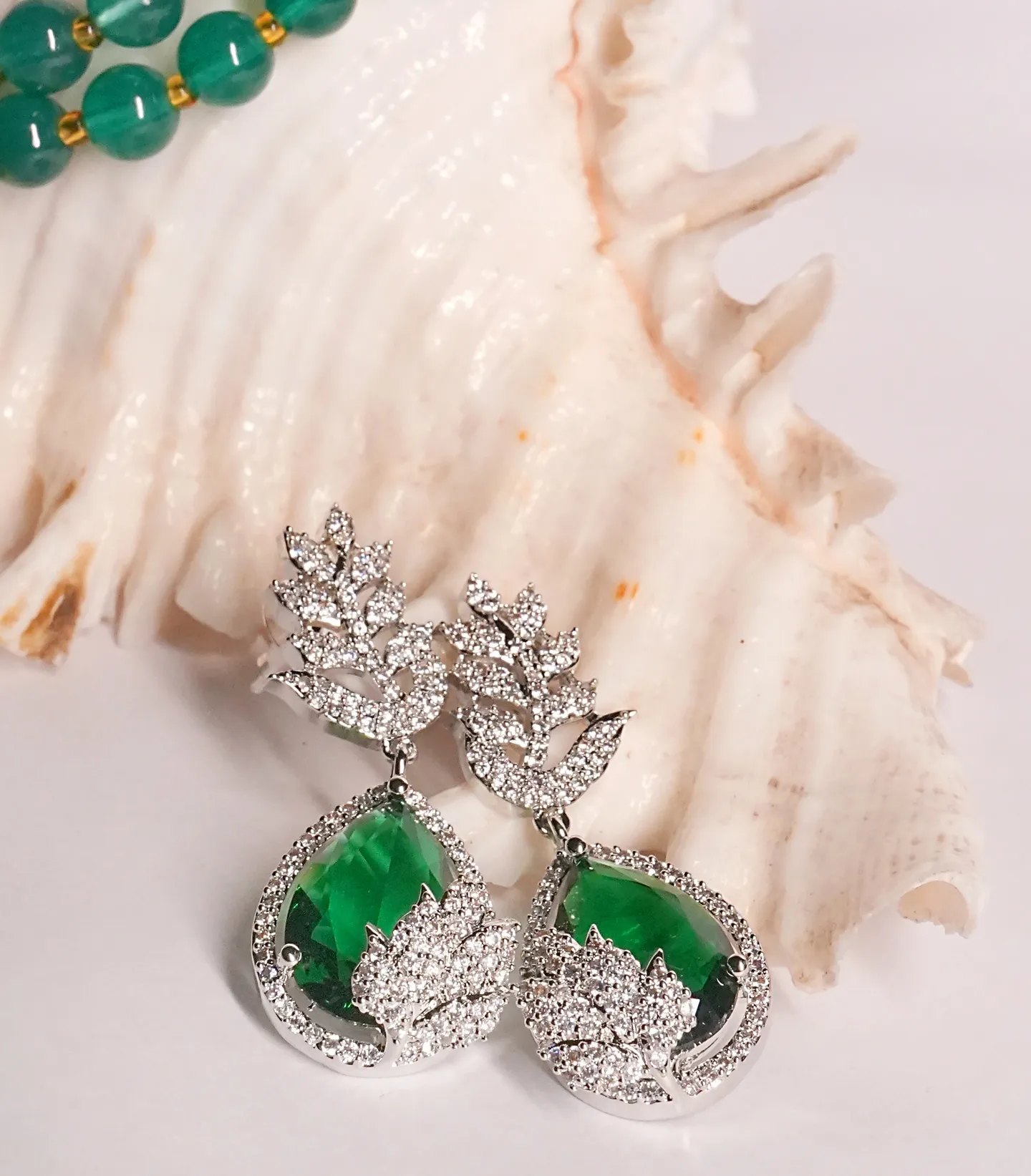 Emerald AD Earrings – For the Refreshing and Regal