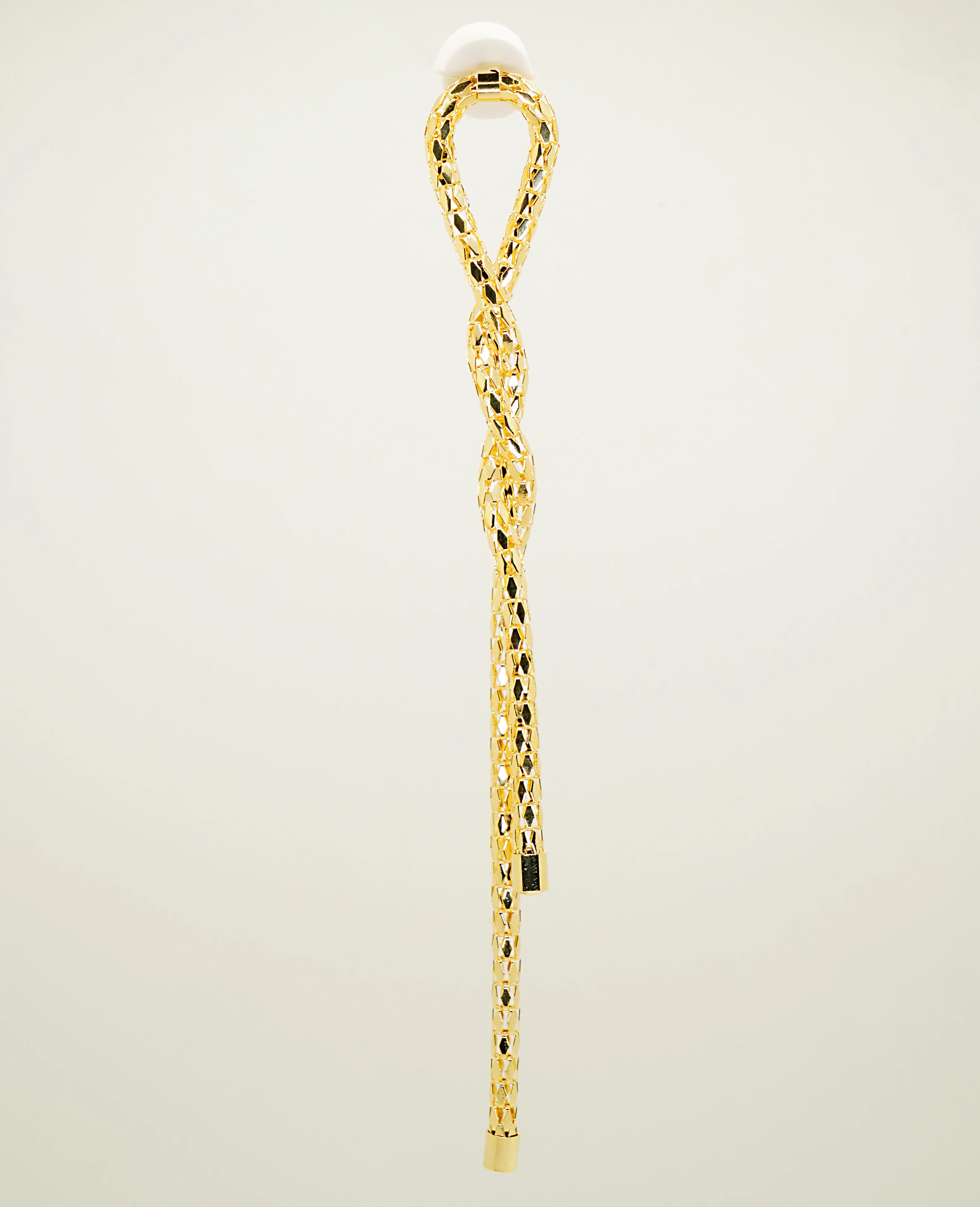 Long & Lightweight Classic Golden Dangler Earrings – Effortless Elegance