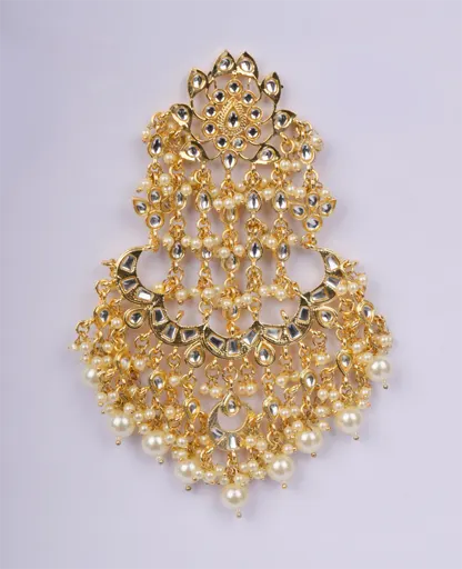 Kundan Chandelier Soft Pearl Traditional Earrings – A Touch of Regal Elegance