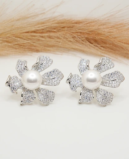AD Pearl Flower-Shaped Earrings