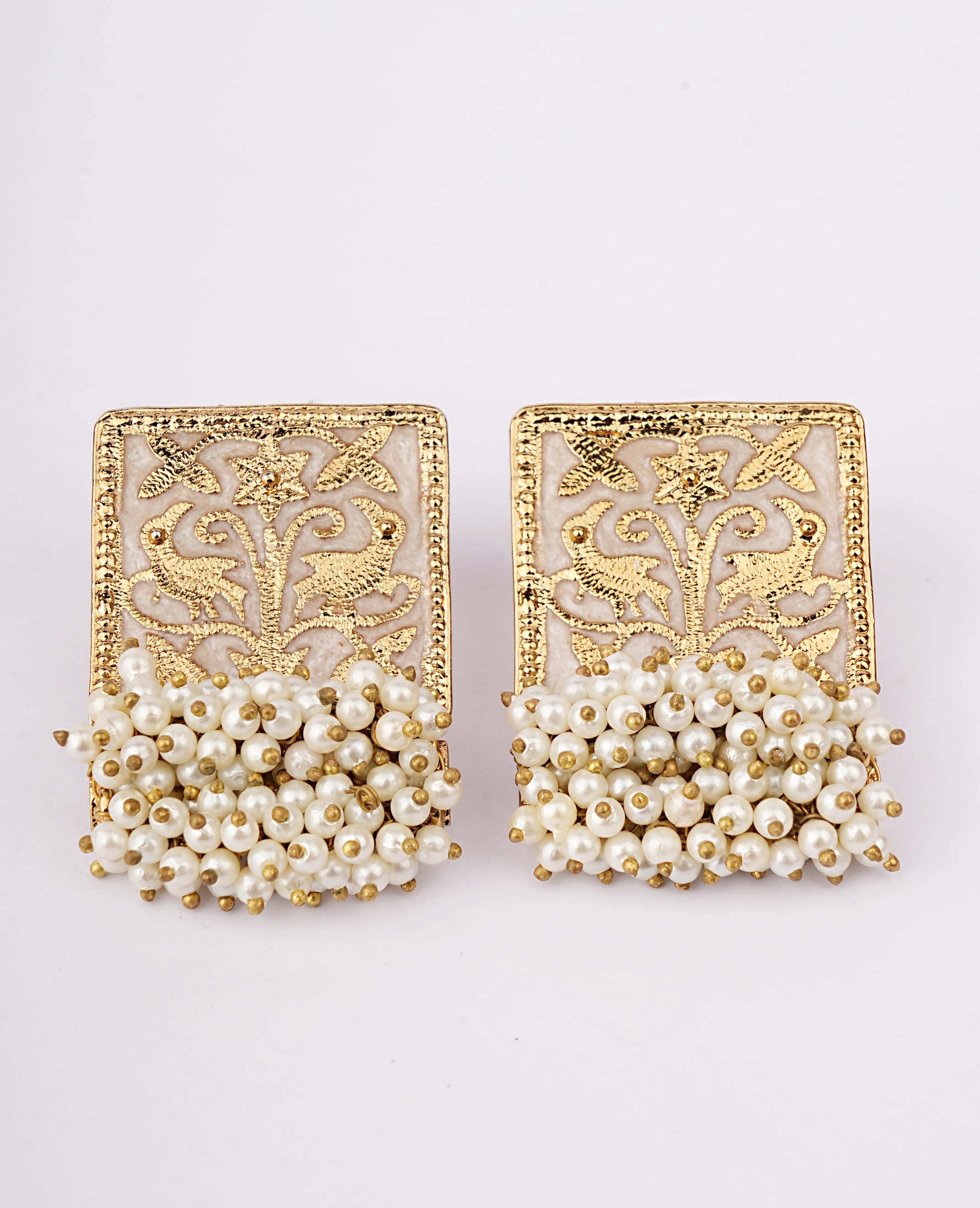 Dull Gold Finish Unique Pearl Tops – Effortlessly Elevate Your Look