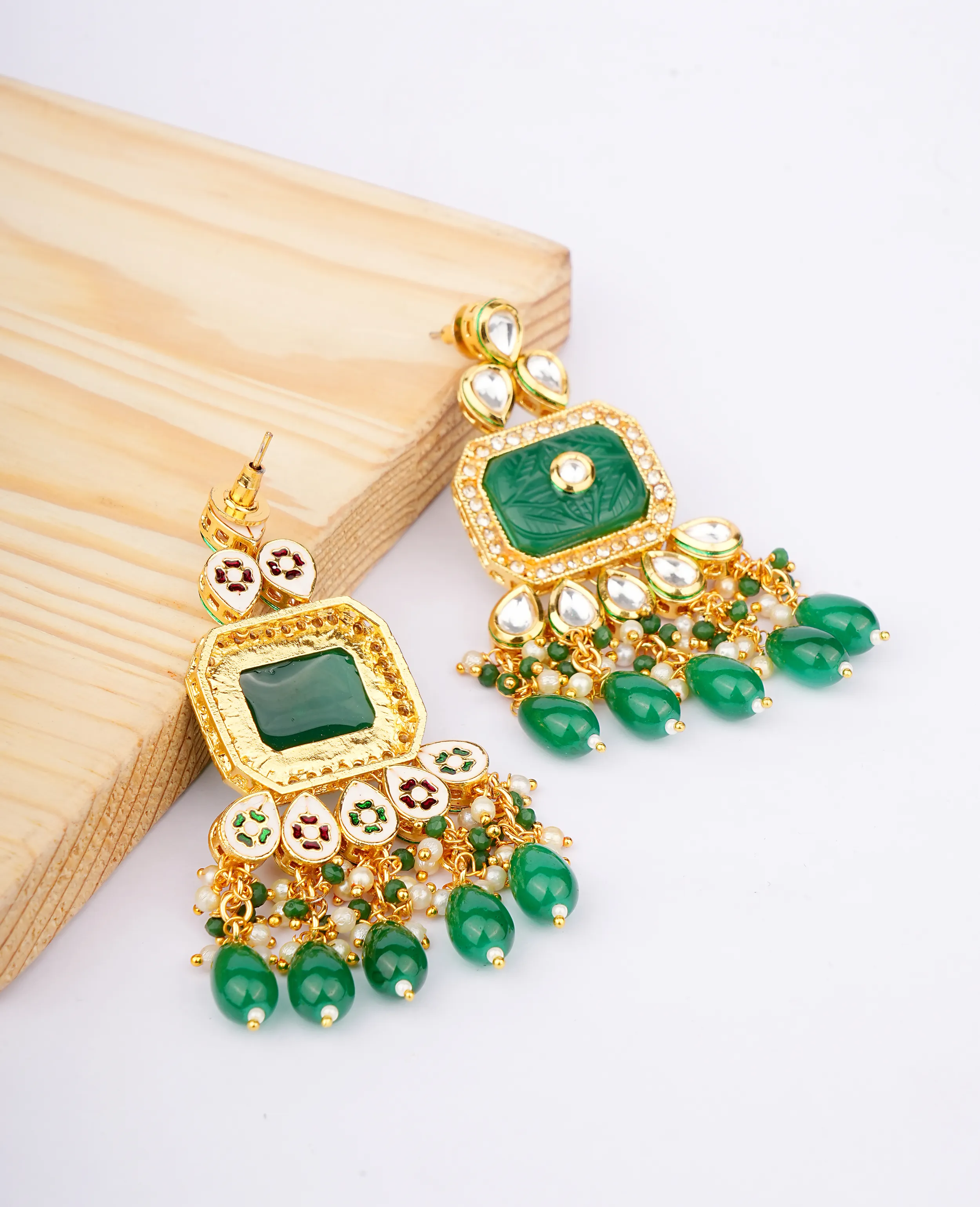 Kundan Carved Emerald Earrings – A Timeless Statement of Royal Elegance