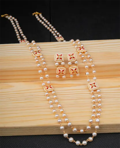 Freshwater Pearls with Meenakari Kundan Detailing