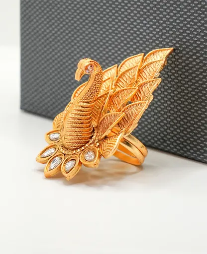 Gram Peacock-Inspired Finger Ring - 18K Gold Plated 