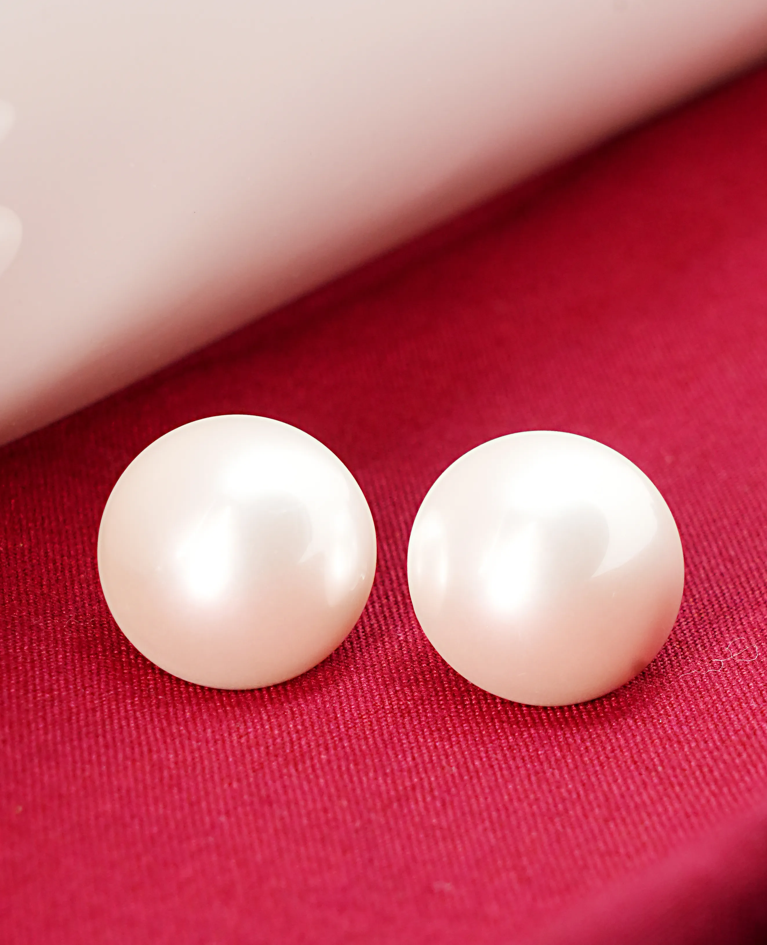 Pearl Studs