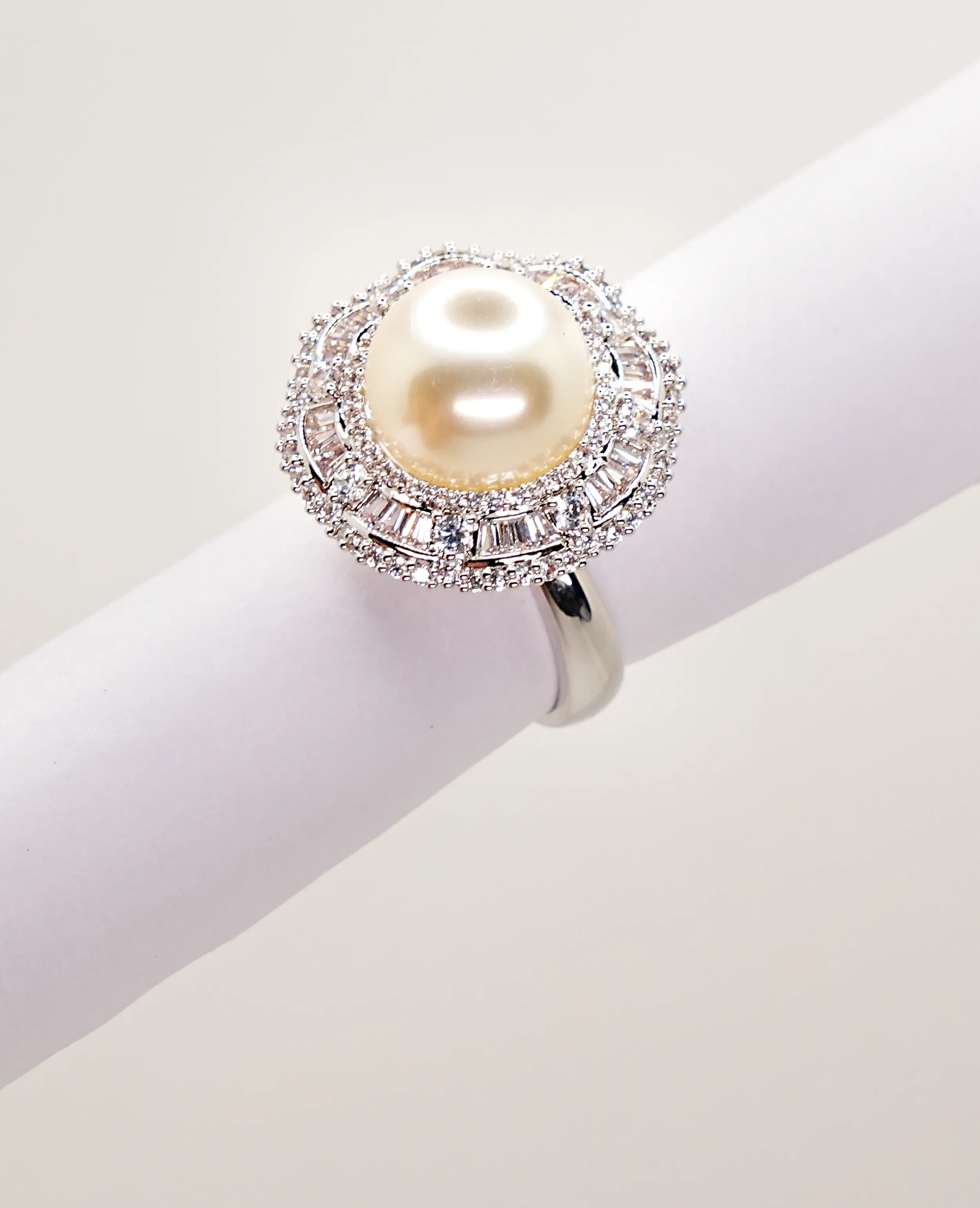 AD with Freshwater Pearl Finger ring