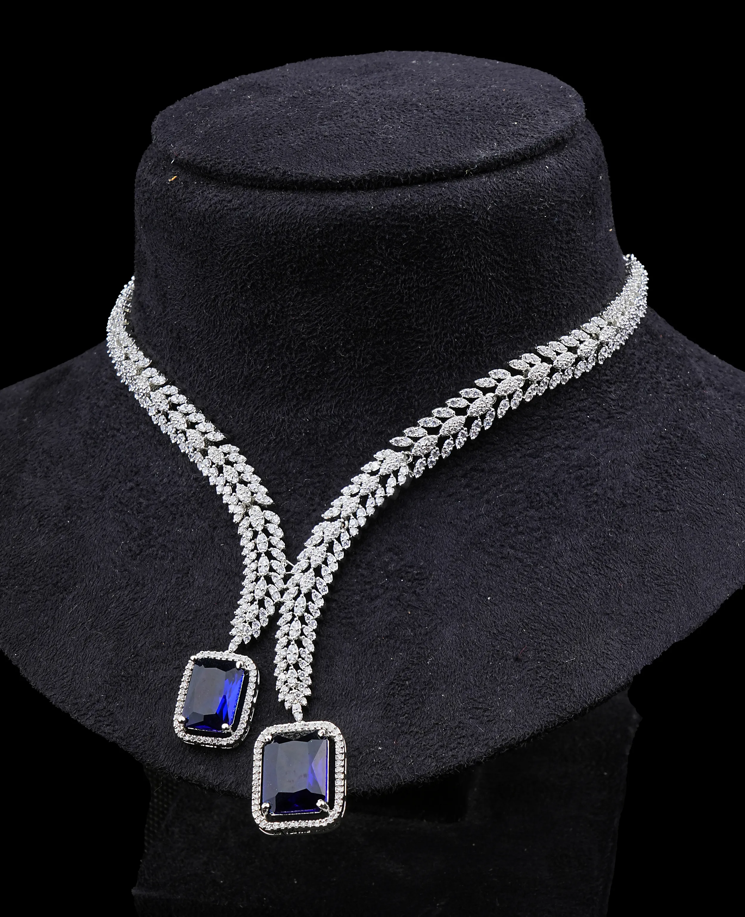 AD Sapphire Necklace Set - A Statement of Luxury