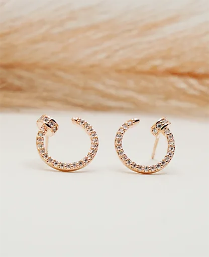 AD Rose Gold Tops – Subtle Elegance with a Sparkling Touch